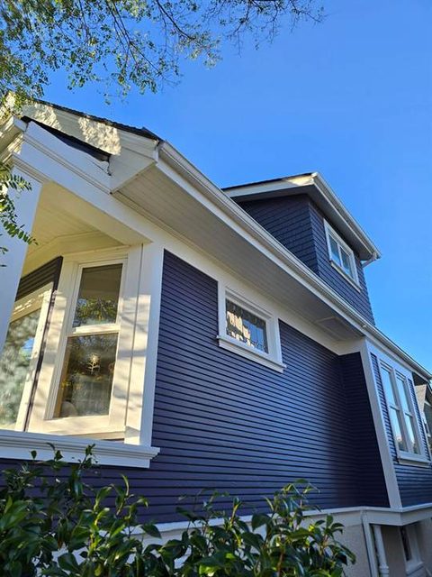 Exterior painting Victoria BC